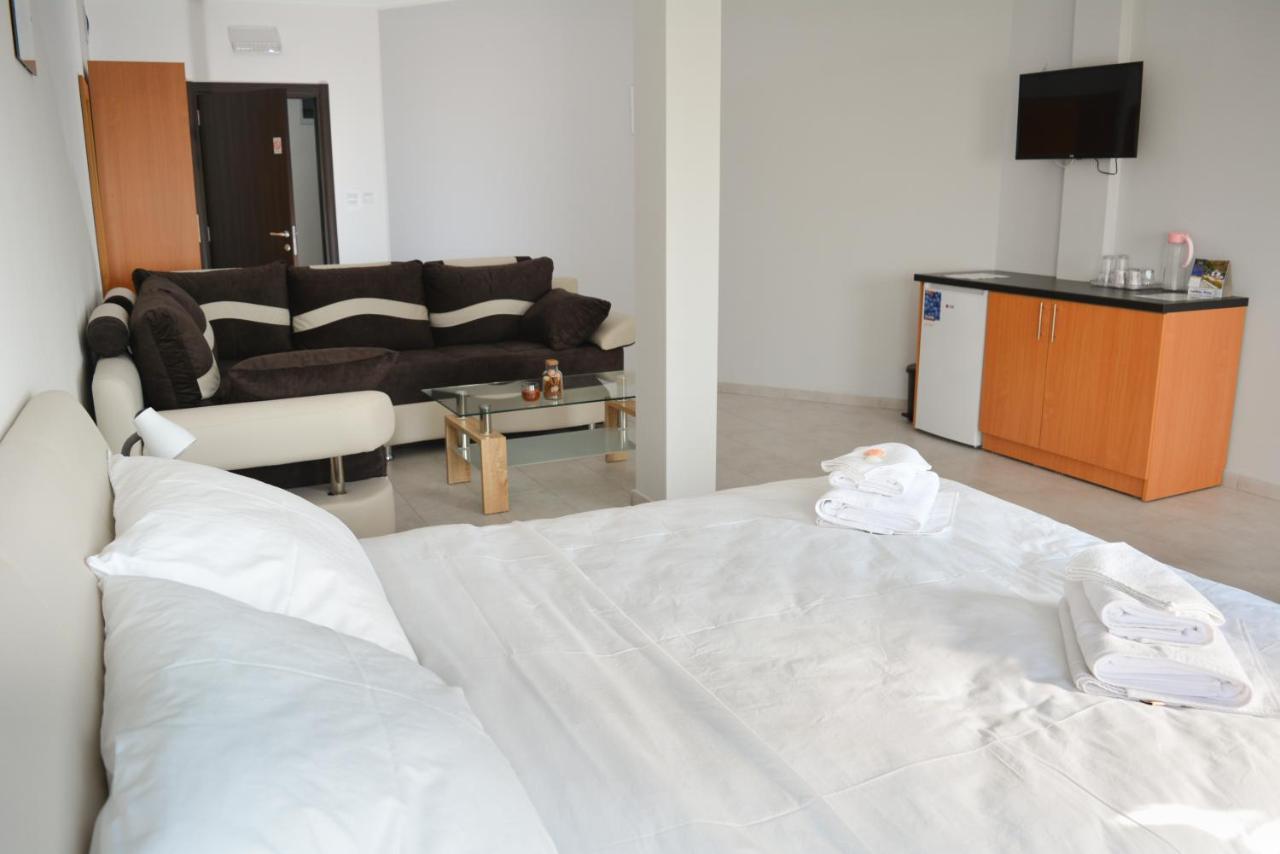 Deltix Apartments Vrsac Dış mekan fotoğraf