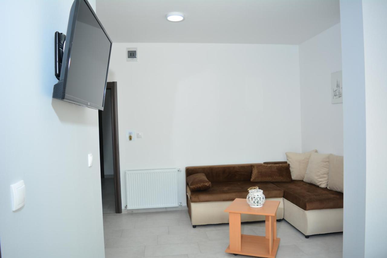 Deltix Apartments Vrsac Dış mekan fotoğraf